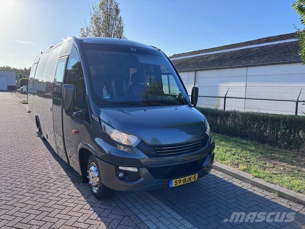 Iveco UNVI Compa Buses and Coaches