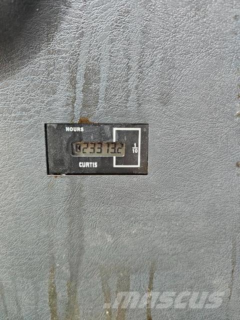 Hyundai Robex 300 LC Crawler excavators