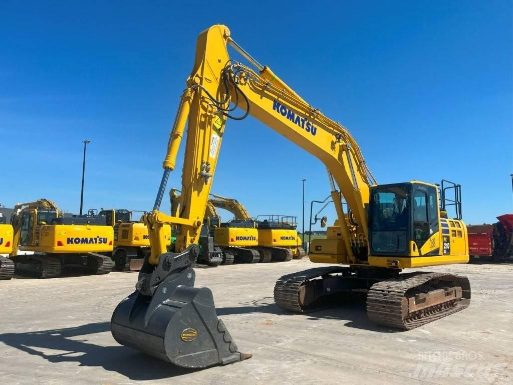 Komatsu PC 210 LC-11 Crawler excavators