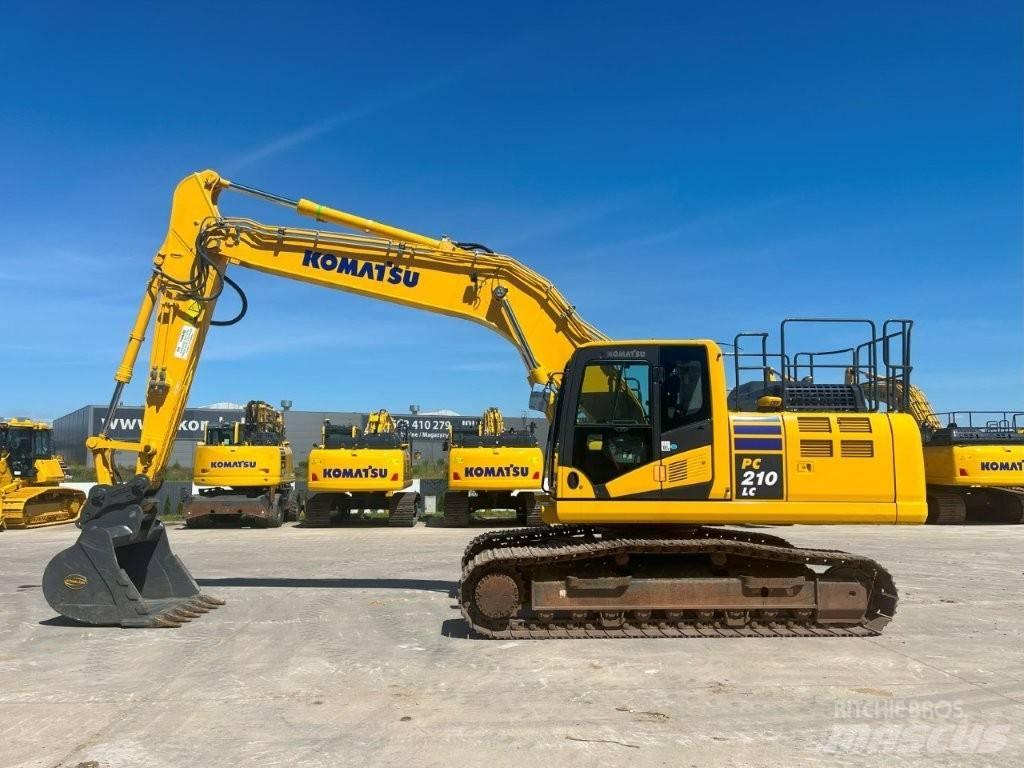Komatsu PC 210 LC-11 Crawler excavators
