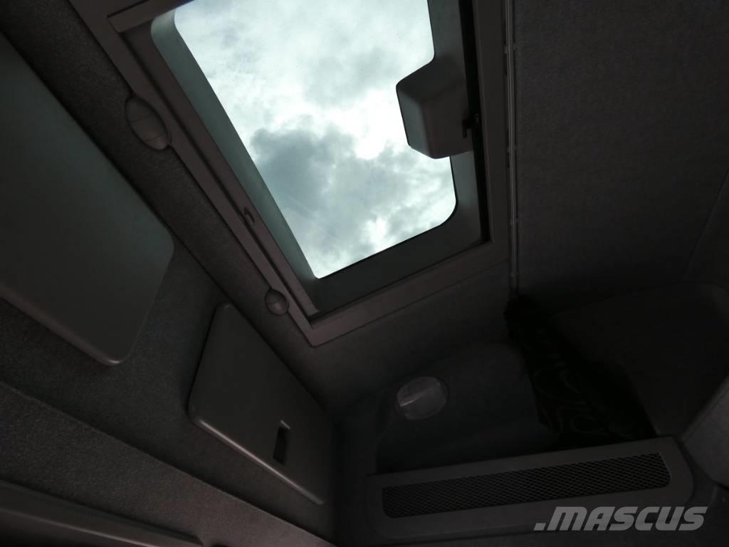 Iveco 180E 28 Van Body Trucks