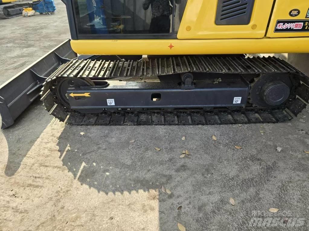 Komatsu PC 70 Mini excavators < 7t