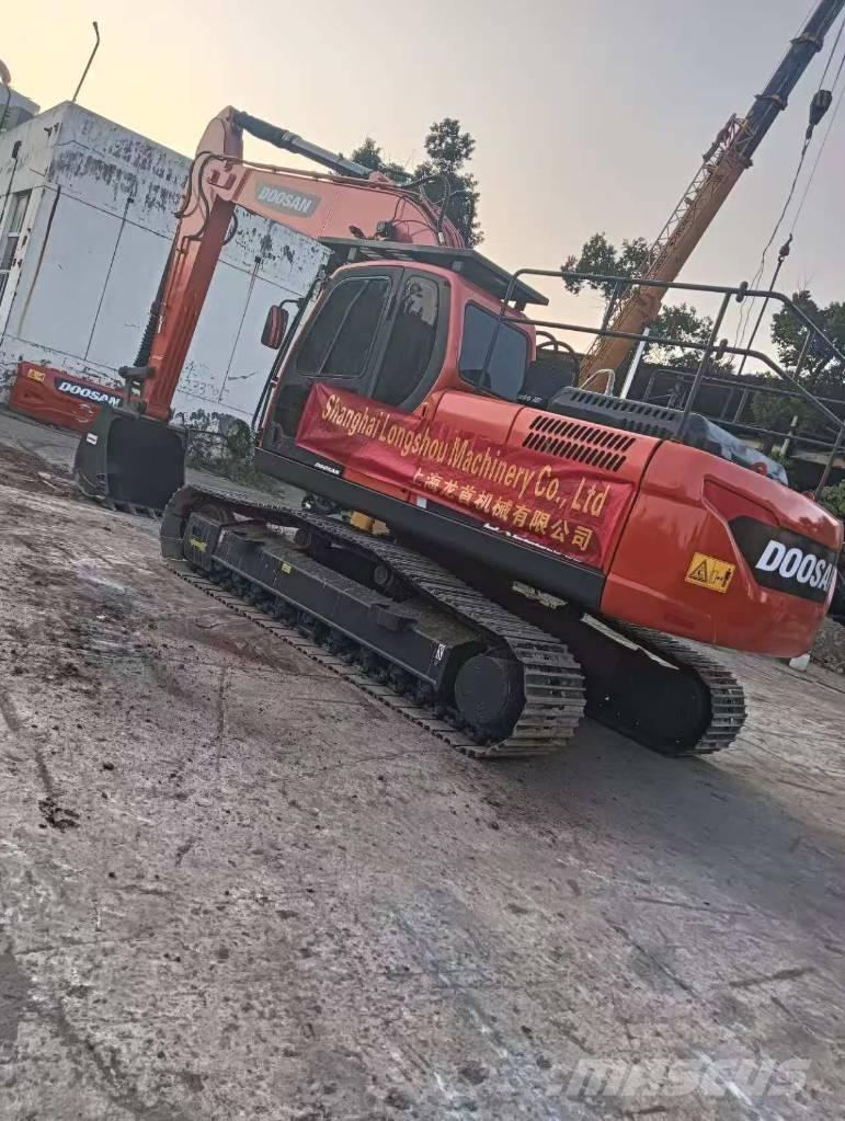 Doosan DX225LC-9C Crawler excavators