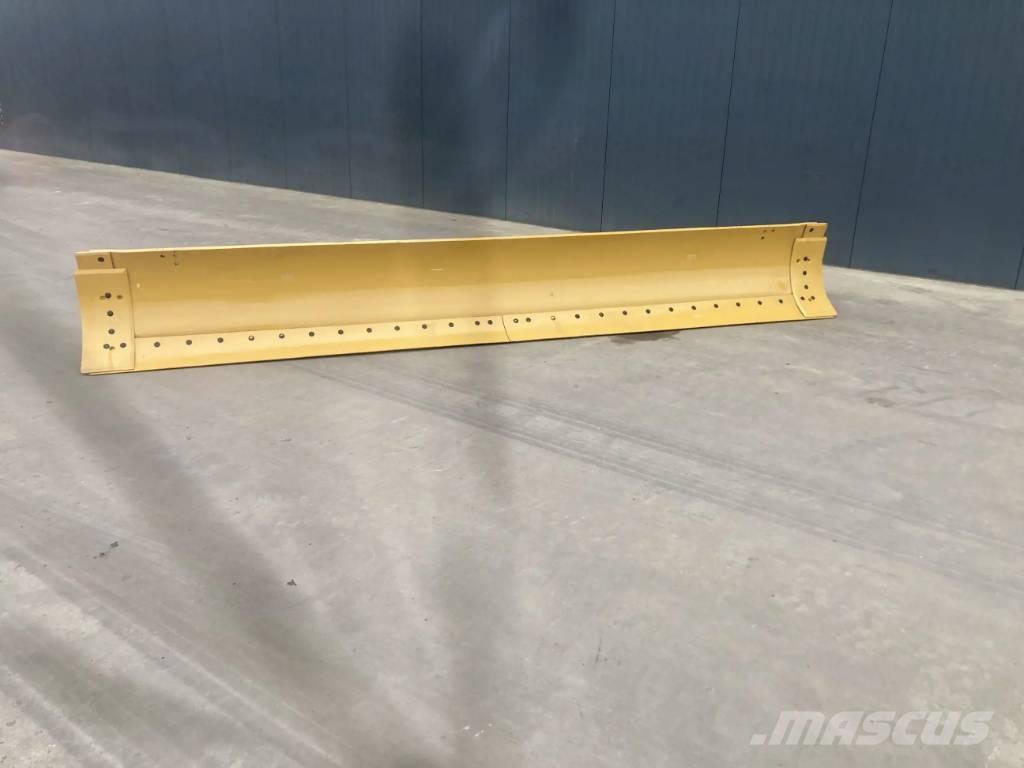 CAT 120M3 Moldboard Blades
