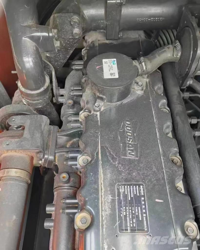 Doosan DX 220 Crawler excavators