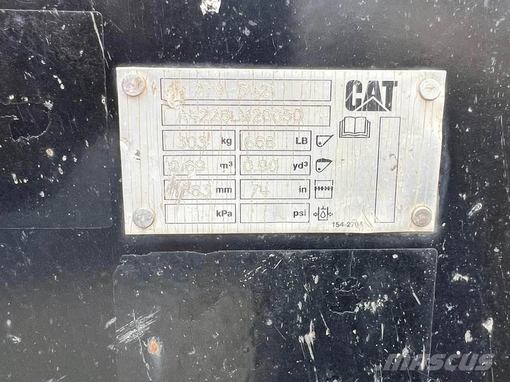 CAT 226D Skid steer loaders