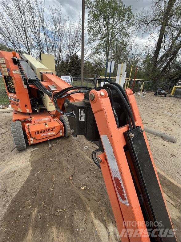 JLG E 300 AJP Scissor lifts