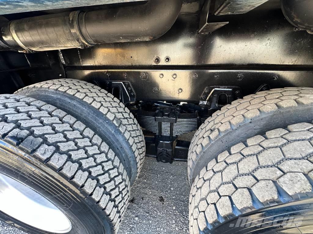 Freightliner 114 SD Sewage disposal Trucks