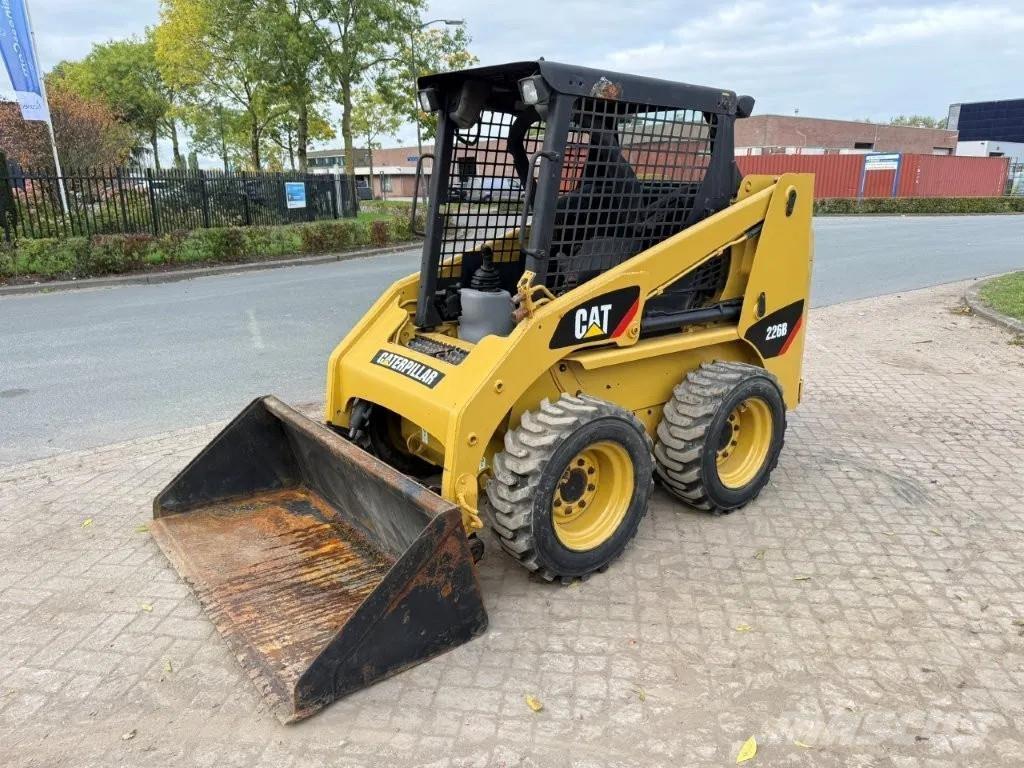 CAT 216B Turbo Skid steer loaders