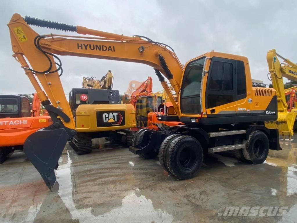 Hyundai 150W -9 Wheeled excavators