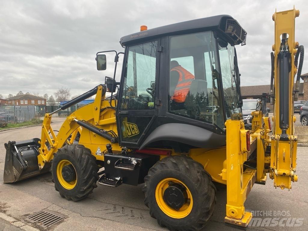 JCB 2 CX TLB's