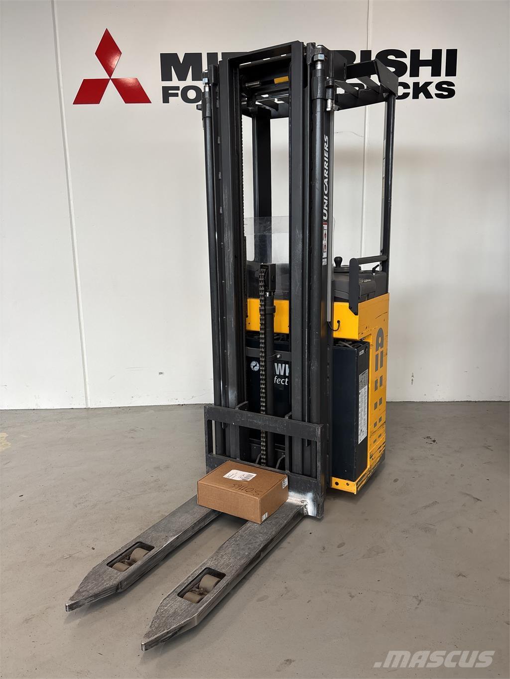 Atlet A160 Self propelled stackers