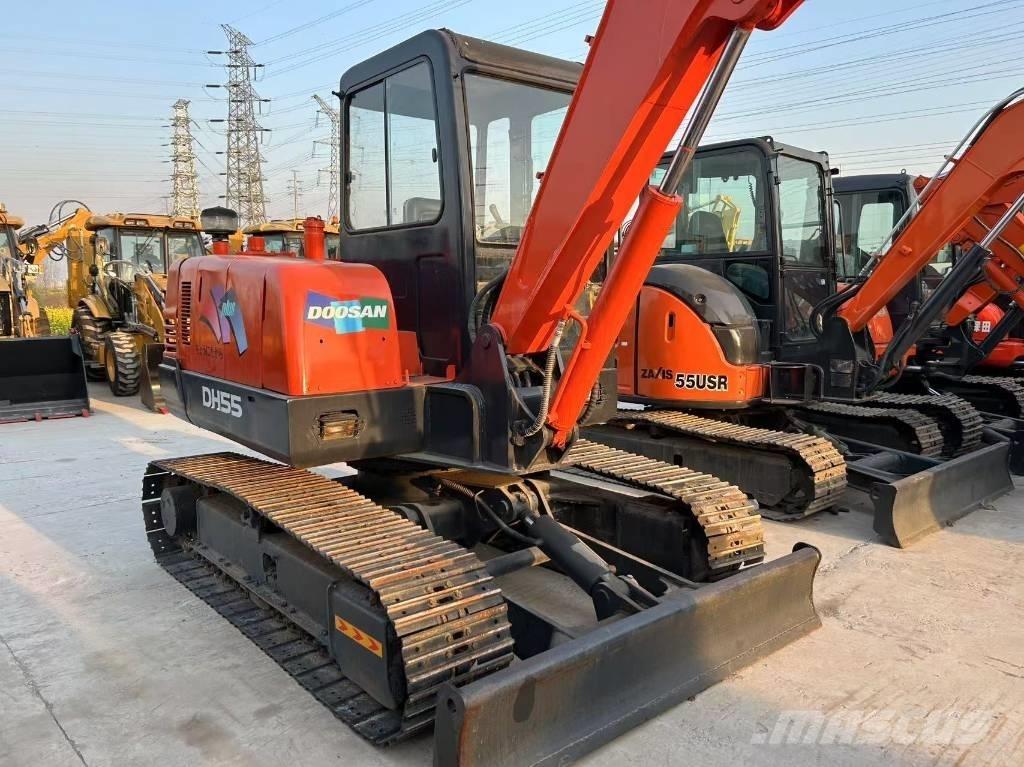 Doosan DH 55 Mini excavators < 7t