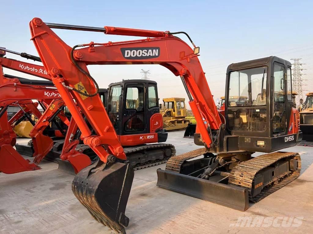 Doosan DH 55 Mini excavators < 7t