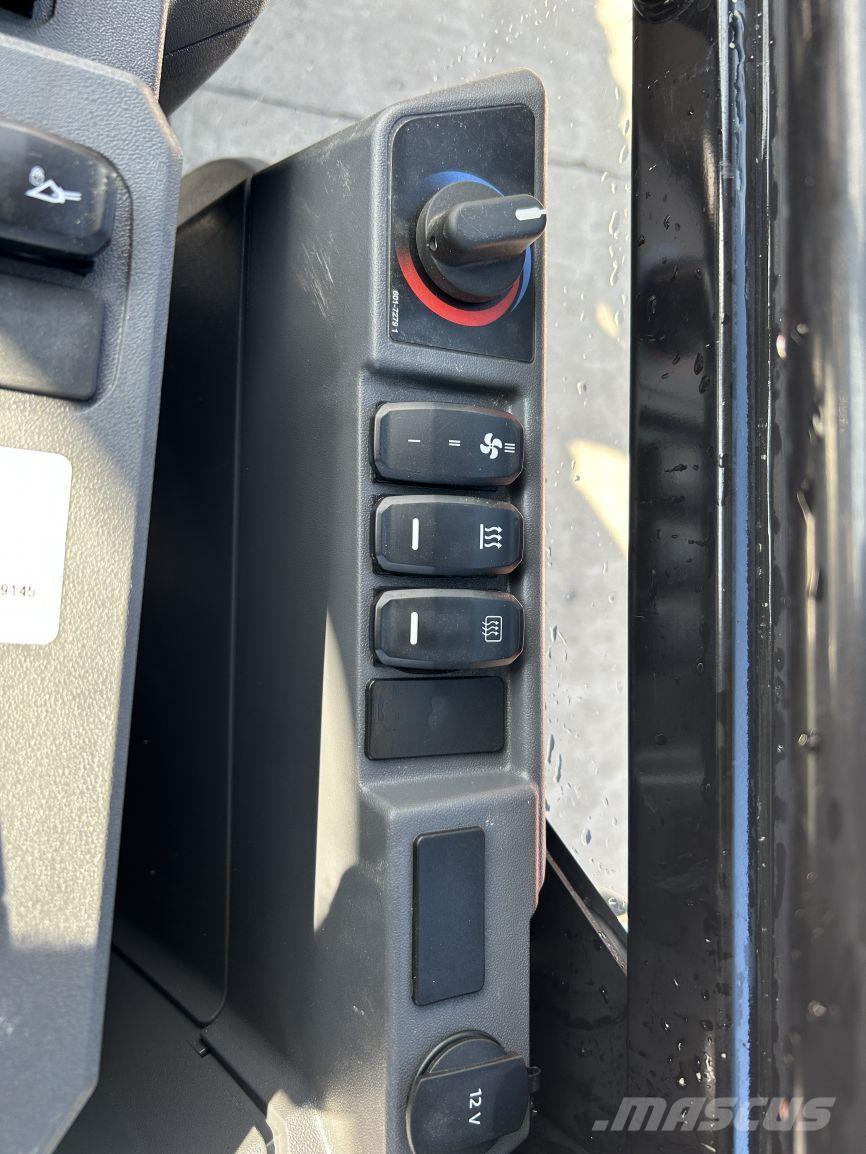 CAT 906 (9145) Multi purpose loaders