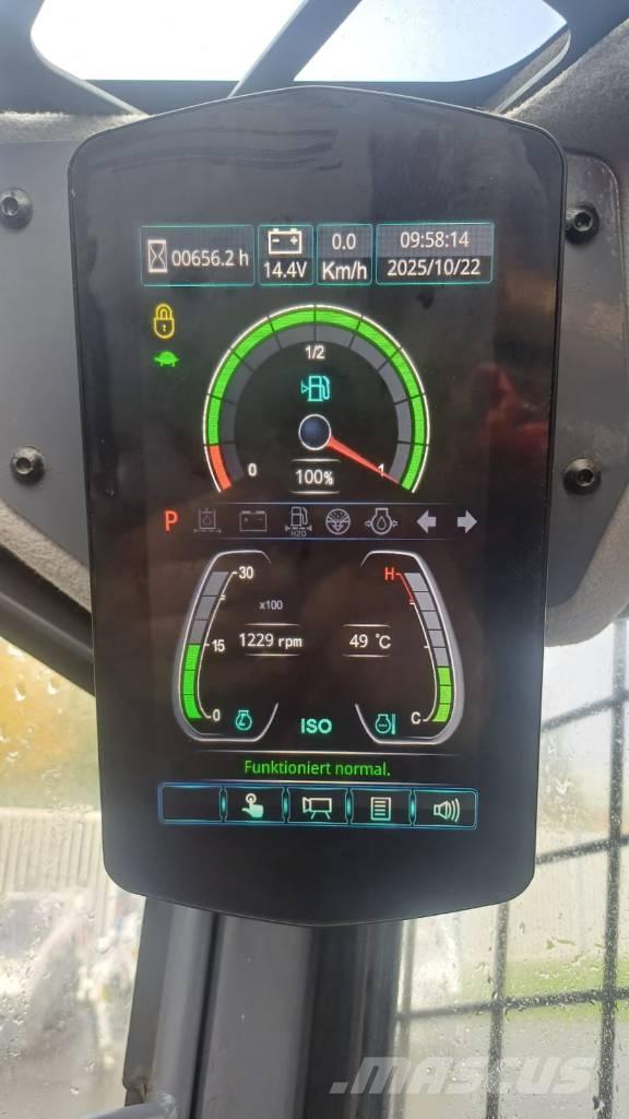 XCMG XC7-TV12 Crawler FEL's