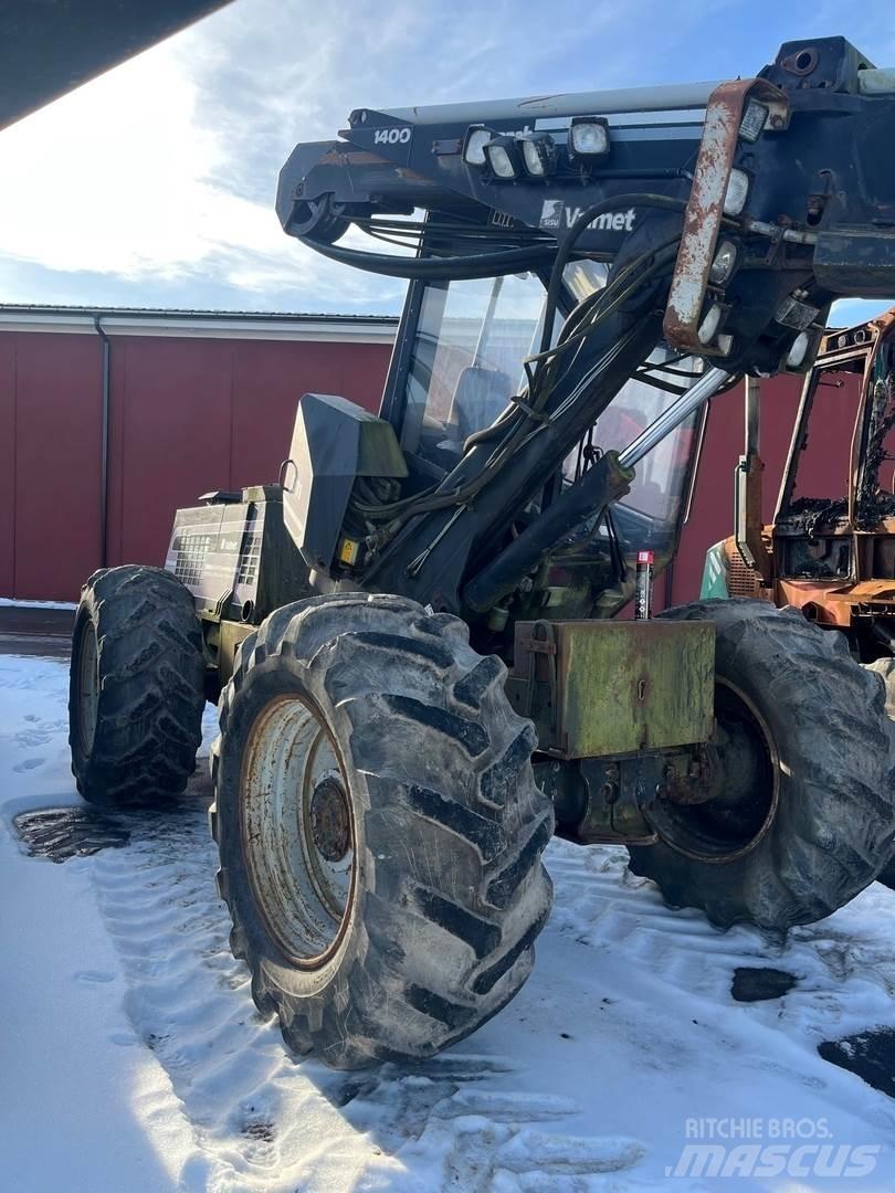 Valmet 911 Harvesters