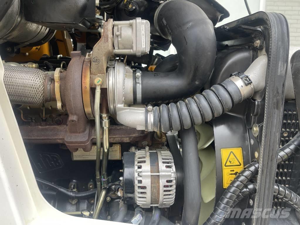 JCB 3 CX    2019 TLB's