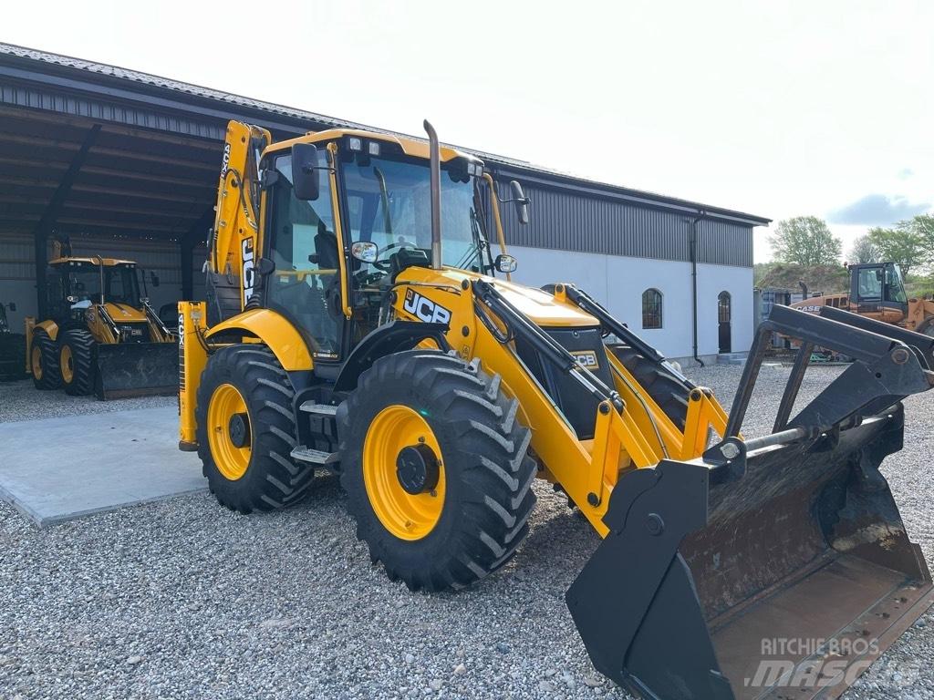 JCB 4 CX Pro TLB's