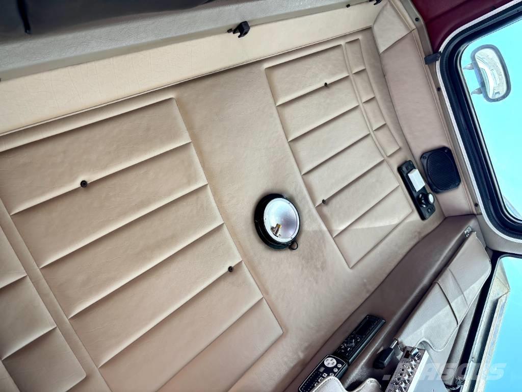 Peterbilt 379 Truck Tractor Units