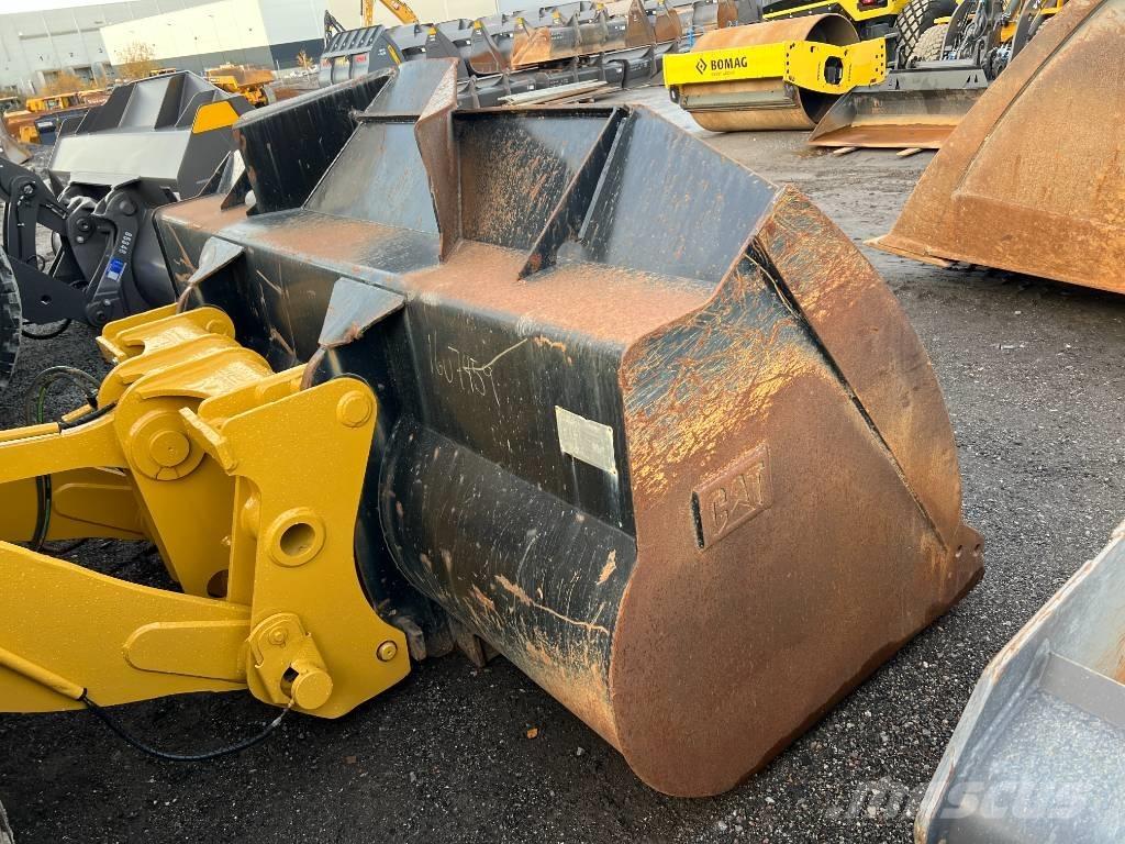 CAT 938M Wheel loaders