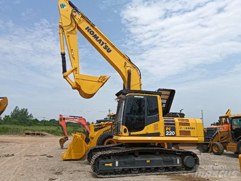 Komatsu PC 220-8 Crawler excavators