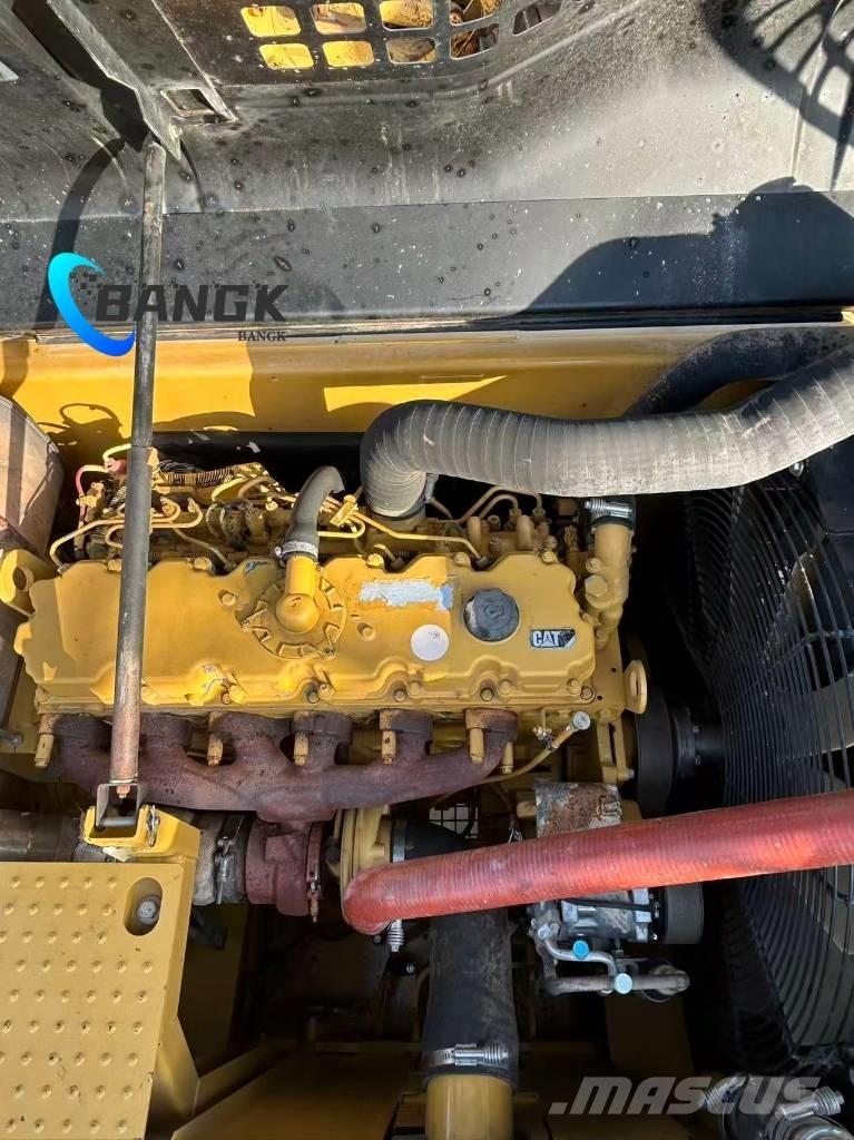 CAT 336 D2L Crawler excavators