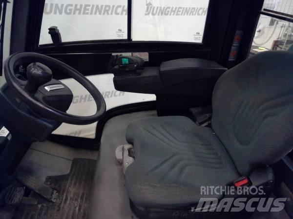 Jungheinrich DFG 430 Diesel trucks