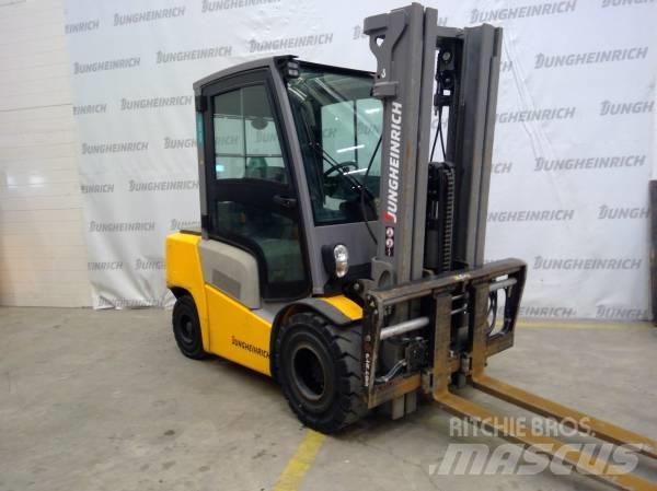 Jungheinrich DFG 430 Diesel trucks