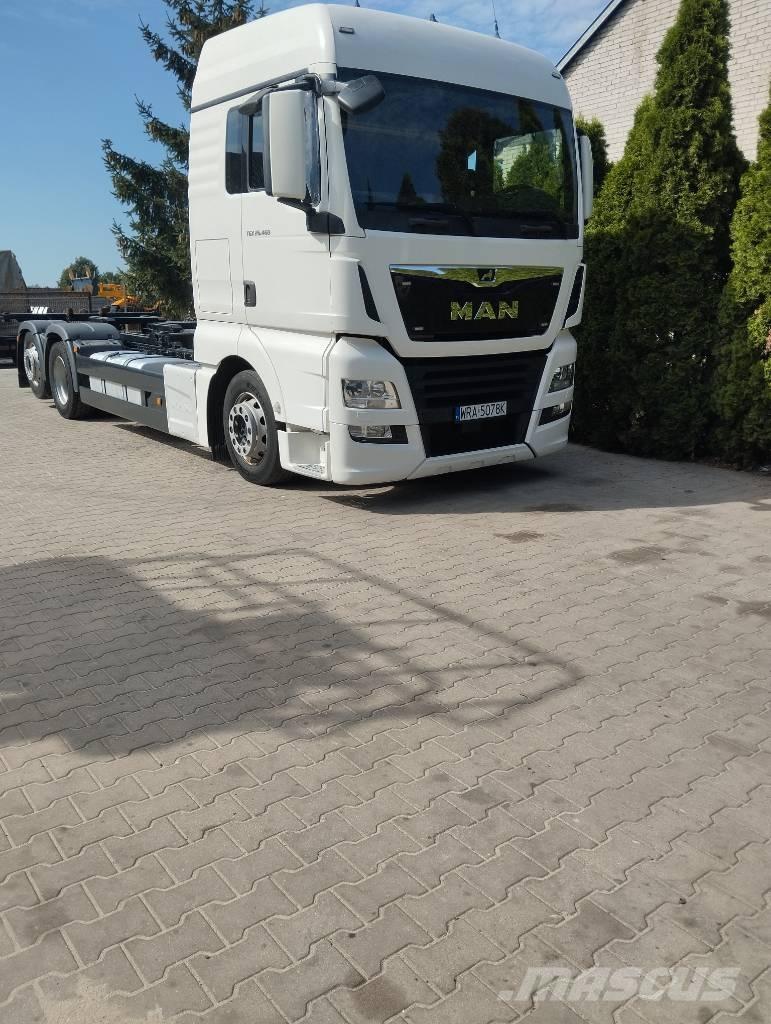 MAN TGX 26.460 Containerframe/Skiploader trucks