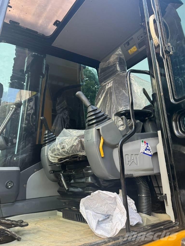 CAT 325D Crawler excavators