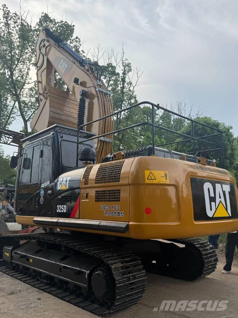 CAT 325D Crawler excavators