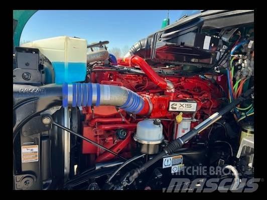 Kenworth T 680 Truck Tractor Units