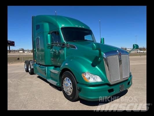 Kenworth T 680 Truck Tractor Units