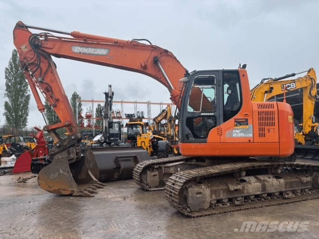 Doosan 235 LCR Crawler excavators