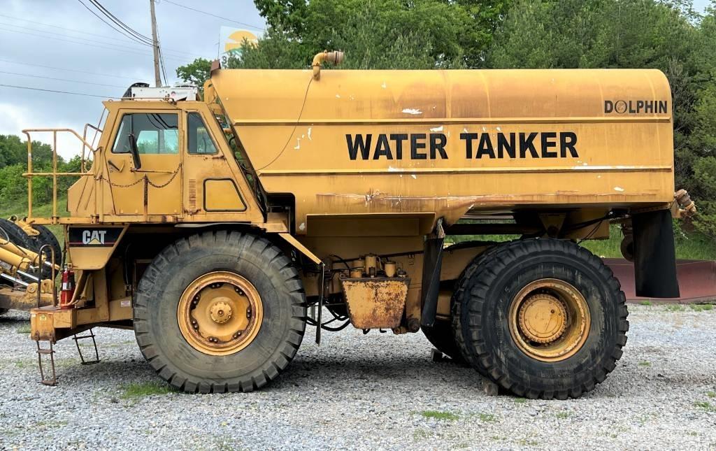 CAT 773 B Water tankers