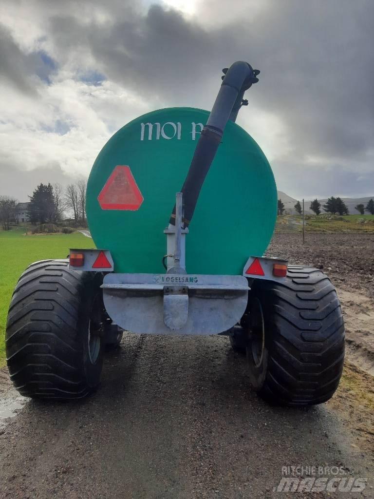 Moi RX95 Slurry tankers