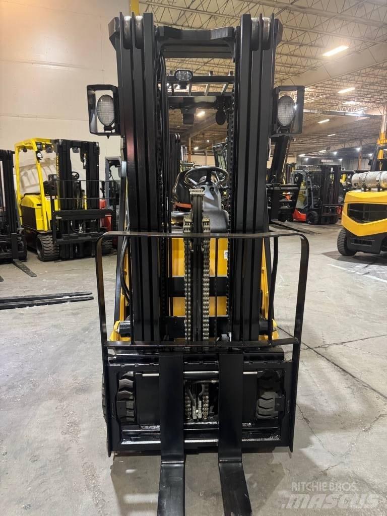 CAT EC30N2 Electric forklift trucks