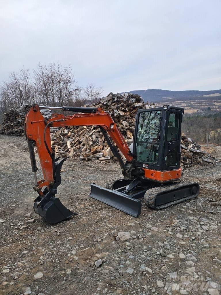 Hitachi ZX35 Mini excavators < 7t