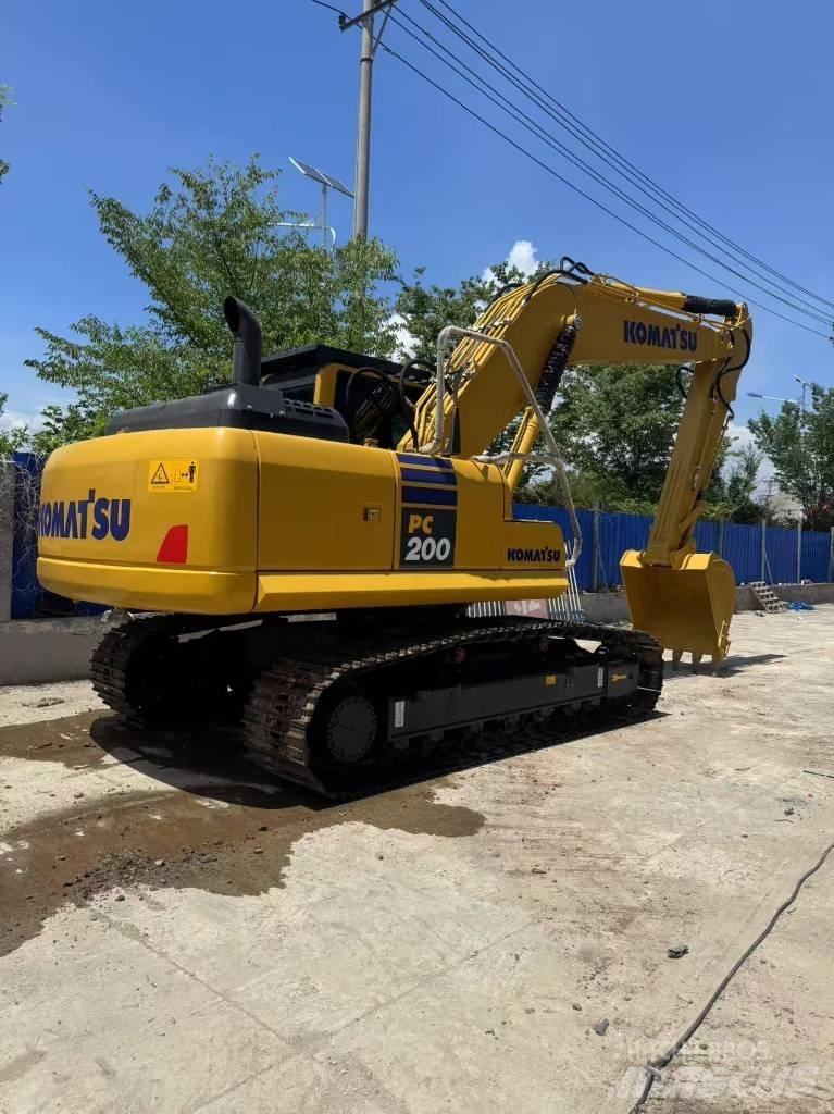 Komatsu PC 200 8N Crawler excavators