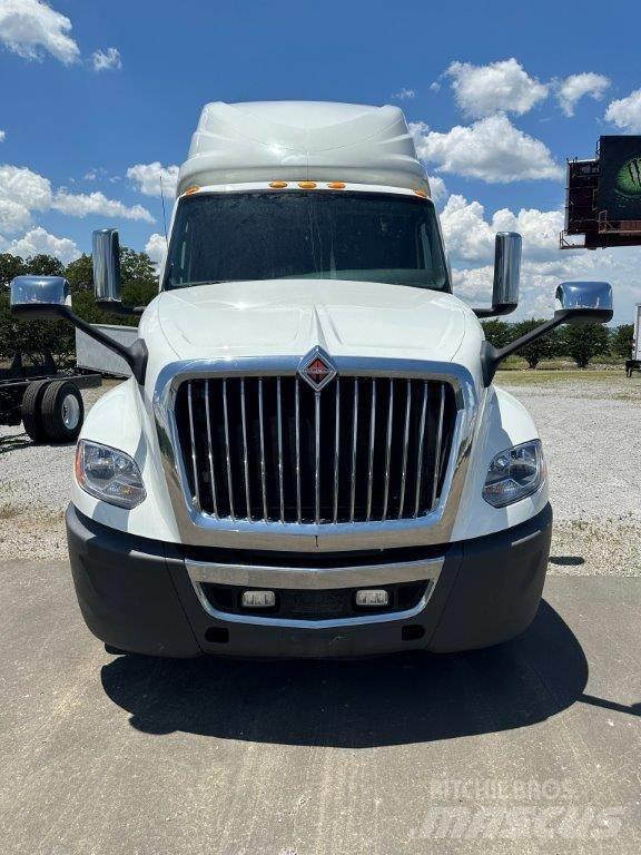 International LT Truck Tractor Units
