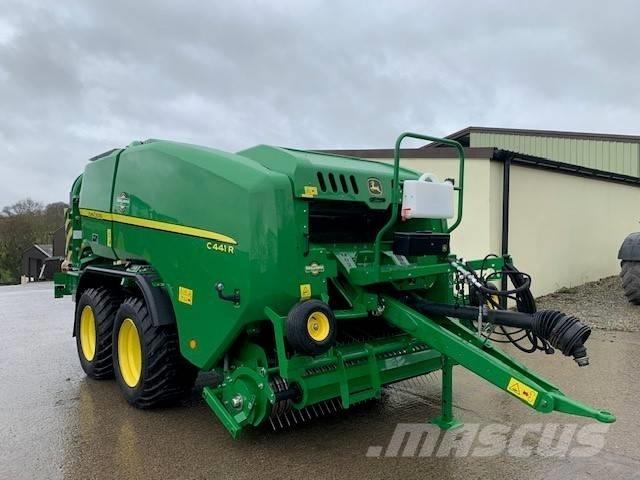 John Deere C441 R Round balers