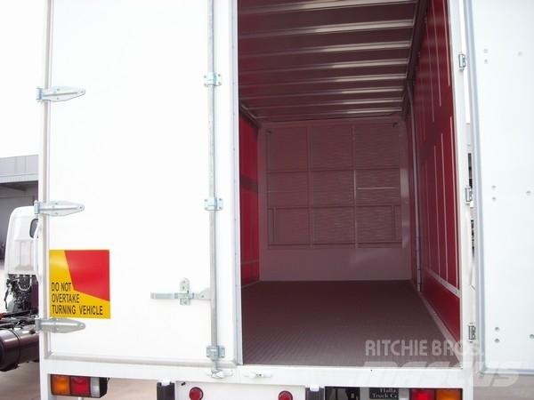 Fuso Fighter 6 Tautliner/curtainside trucks