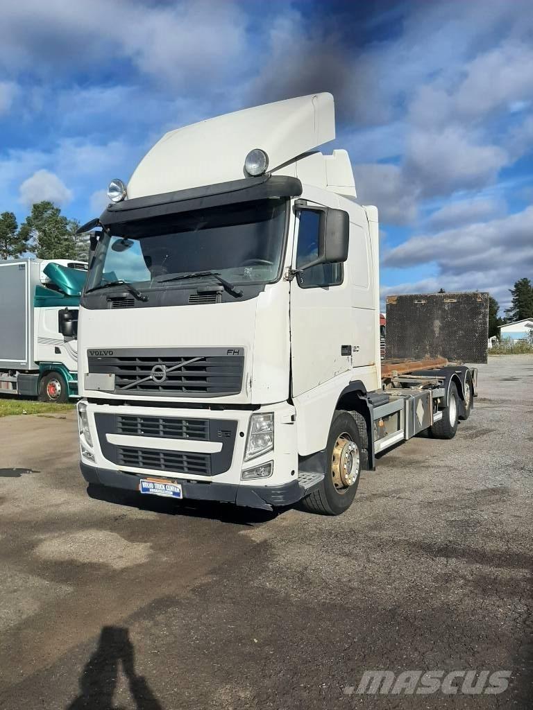 Volvo FH 13 Containerframe/Skiploader trucks