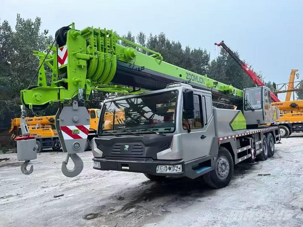 Zoomlion ZTC 250 A All terrain cranes