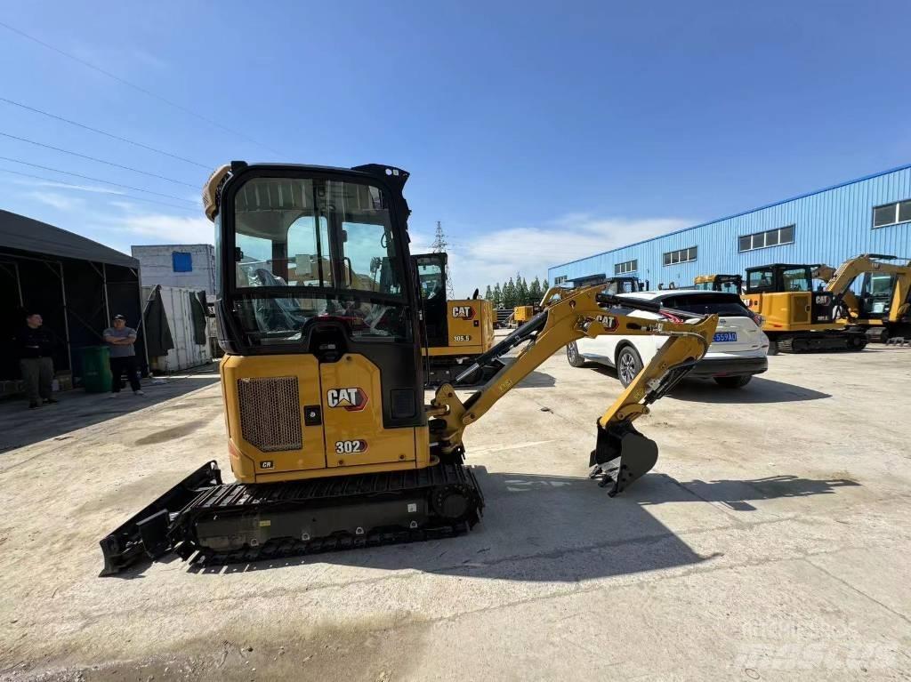 CAT 302 Mini excavators < 7t