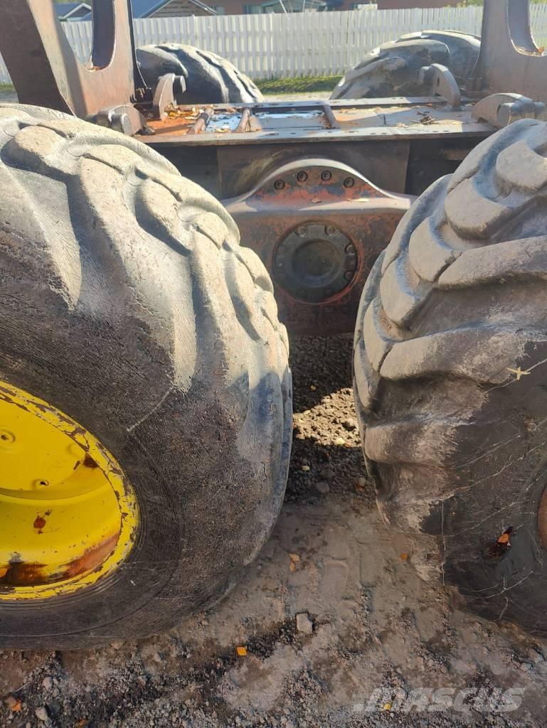 John Deere 1210E Forwarders