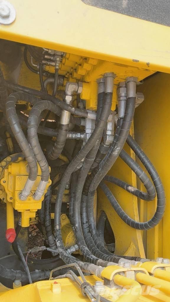 Komatsu PC 130 Crawler excavators