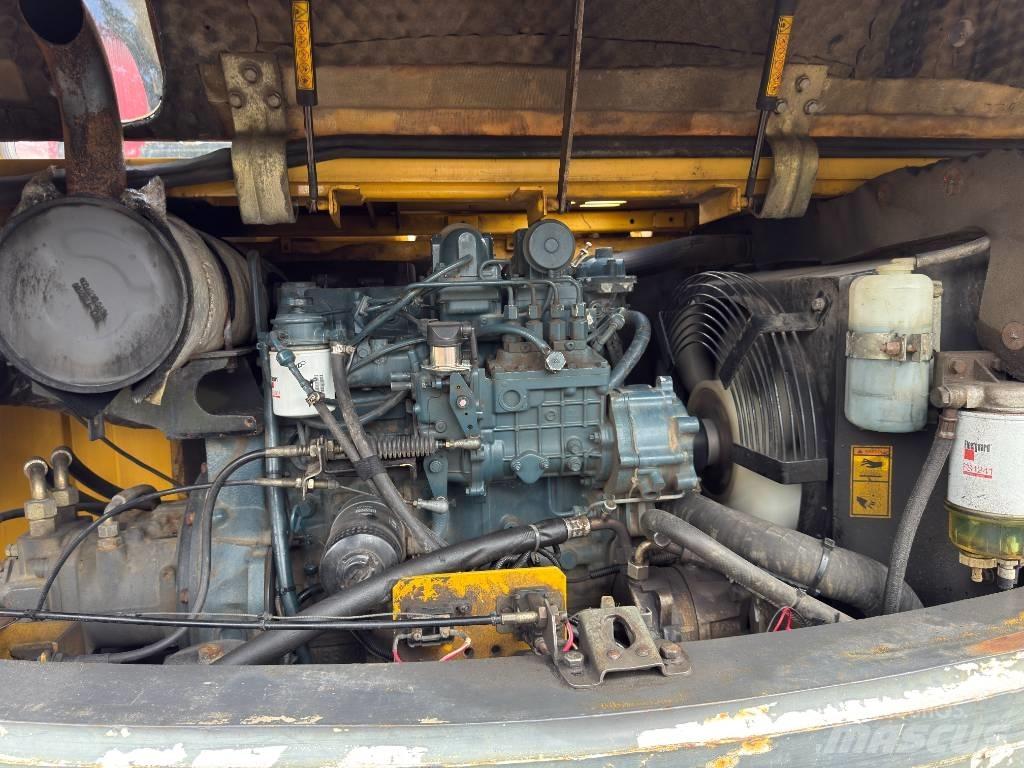 Yuchai YC 85-8 Midi excavators  7t - 12t