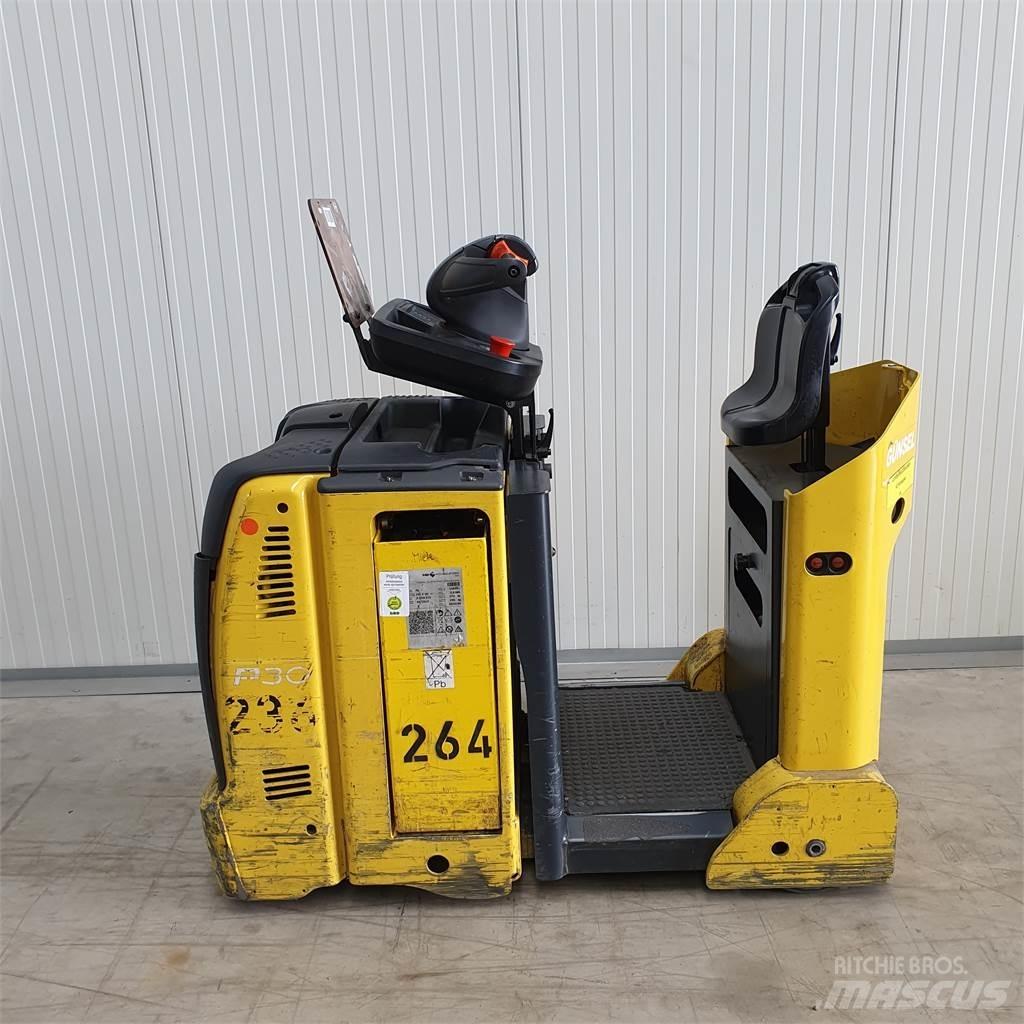 Linde P30C Towing truck